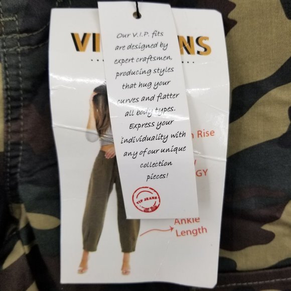 NWT VIP Jeans High Rise Baggy Fit Camouflage Joggers Size 1/2 - Picture 3 of 14